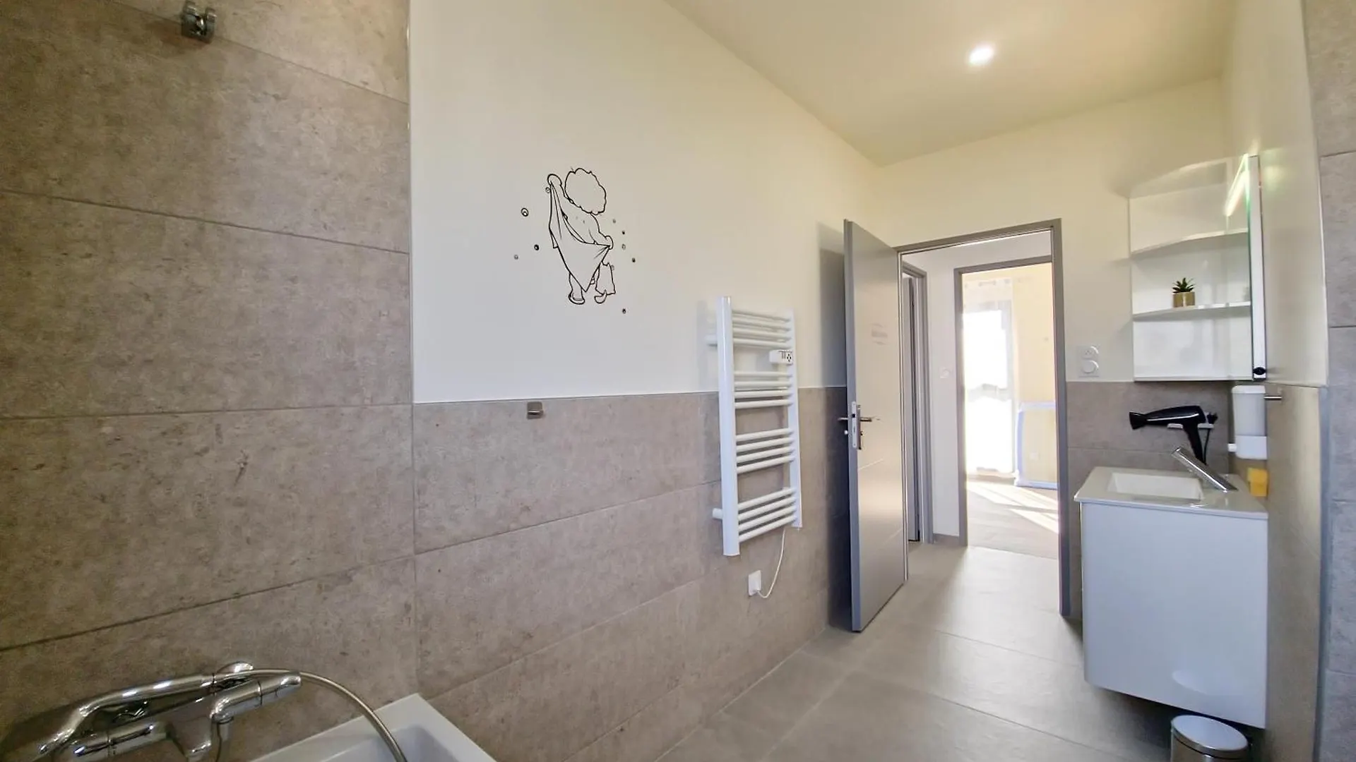 Nocleg ze śniadaniem Urban #150M2 #6 Ch #Arcade #Calme #Spacieux Vénissieux Francja